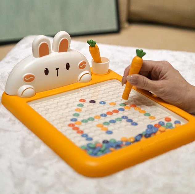 Rabbit magnetic magnetic pen drawing board baby exercise enlightenment magnetic puzzle educational children's toys